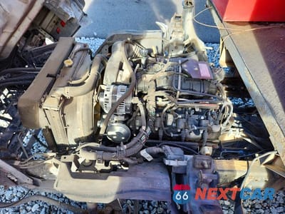 Zdjęcie 11 z 12 samochodu: 2015 ISUZU NPR HD VIN:54DC4W1B2FS807780 - miniatura