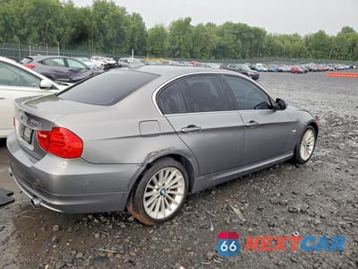 Trzecie zdjęcie samochodu z tyłu: 2010 BMW 335 XI VIN:WBAPL3C52AA408510 - miniatura
