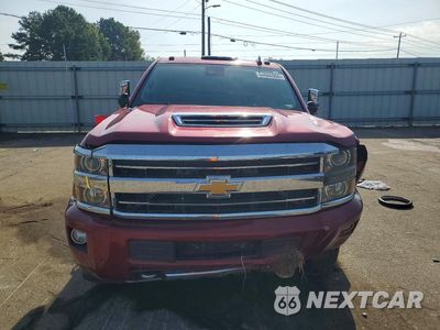 Piąte zdjęcie samochodu w środku: 2018 CHEVROLET SILVERADO K3500 HIGH COUNTRY VIN:1GC4K1EY6JF161743 - miniatura