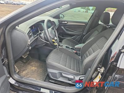 Zdjęcie 7 z 12 samochodu: 2024 VOLKSWAGEN JETTA SPORT VIN:3VWBM7BU9RM006795 - miniatura