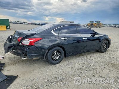 Trzecie zdjęcie samochodu z tyłu: 2017 NISSAN ALTIMA 2.5 S VIN:1N4AL3AP2HC255791 - miniatura