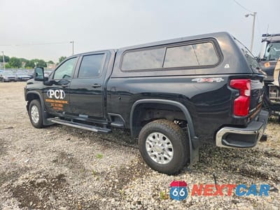 Drugie zdjęcie samochodu z przodu: 2021 CHEVROLET SILVERADO K3500 VIN:1GC4YSE77MF259017 - miniatura