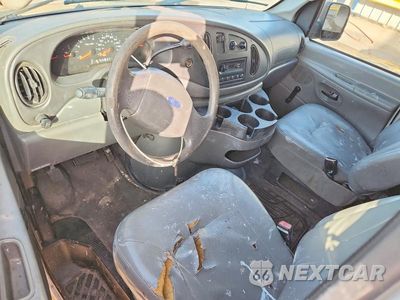 Zdjęcie 8 z 14 samochodu: 2006 FORD ECONOLINE E150 VAN VIN:1FTRE14W76HA34251 - miniatura