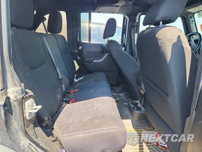 Zdjęcie 11 z 13 samochodu: 2017 JEEP WRANGLER UNLIMITED SPORT VIN:1C4BJWDG4HL530479 - miniatura