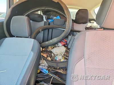 Zdjęcie 10 z 13 samochodu: 2018 FORD ESCAPE SE VIN:1FMCU9GD3JUD60318 - miniatura