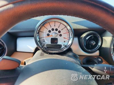 Zdjęcie 9 z 13 samochodu: 2013 MINI COOPER COUPE S VIN:WMWSX3C56DT466207 - miniatura