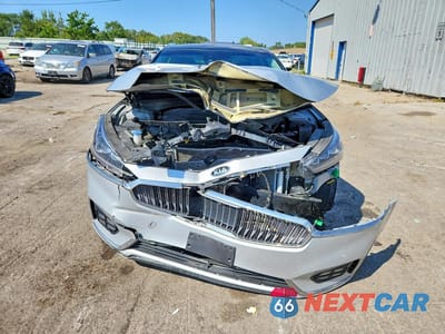 Piąte zdjęcie samochodu w środku: 2018 KIA CADENZA LIMITED VIN:KNALC4J11J5098539 - miniatura