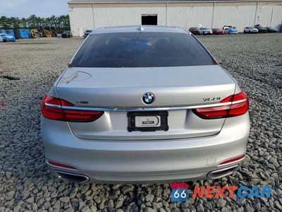 Zdjęcie 6 z 12 samochodu: 2016 BMW 750 XI VIN:WBA7F2C56GG416813 - miniatura
