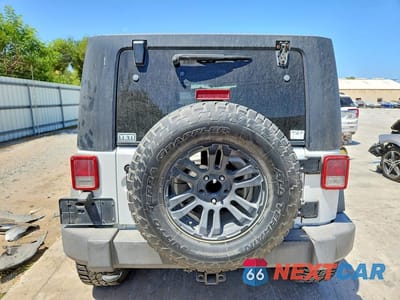 Zdjęcie 6 z 13 samochodu: 2011 JEEP WRANGLER UNLIMITED SPORT VIN:1J4HA3H16BL575102 - miniatura