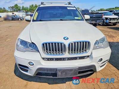 Piąte zdjęcie samochodu w środku: 2012 BMW X5 XDRIVE35D VIN:5UXZW0C57CL663709 - miniatura