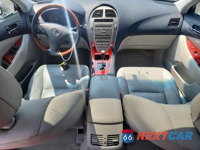 Zdjęcie 8 z 13 samochodu: 2008 LEXUS ES 350 VIN:JTHBJ46G982272126 - miniatura