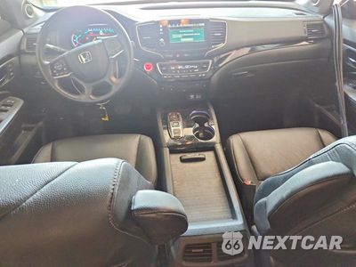Zdjęcie 8 z 14 samochodu: 2020 HONDA PILOT TOURING VIN:5FNYF6H66LB066250 - miniatura