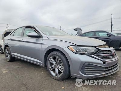 Czwarte zdjęcie samochodu z boku: 2024 VOLKSWAGEN JETTA SE VIN:3VWEM7BU7RM015086 - miniatura