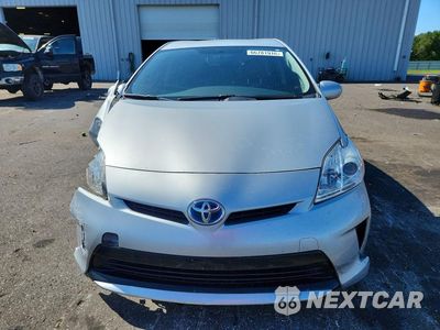 Piąte zdjęcie samochodu w środku: 2014 TOYOTA PRIUS THREE VIN:JTDKN3DU0E0387343 - miniatura