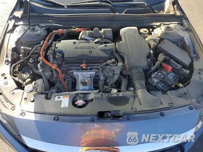 Zdjęcie 11 z 12 samochodu: 2022 HONDA ACCORD TOURING HYBRID VIN:1HGCV3F92NA001000 - miniatura