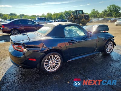 Trzecie zdjęcie samochodu z tyłu: 2020 FIAT 124 SPIDER CLASSICA VIN:JC1NFAEK2L0145773 - miniatura