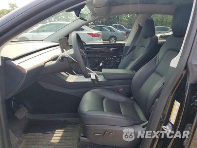 Zdjęcie 7 z 12 samochodu: 2025 TESLA MODEL Y VIN:7SAYGDEE2SF291800 - miniatura
