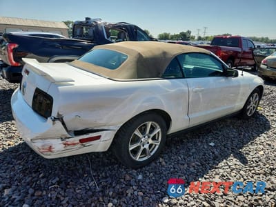 Trzecie zdjęcie samochodu z tyłu: 2007 FORD MUSTANG VIN:1ZVFT84N875270111 - miniatura