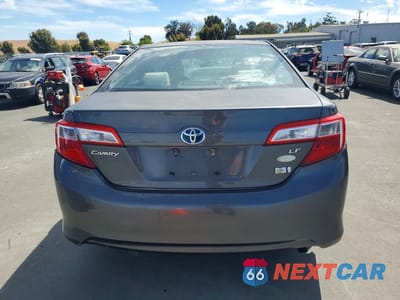 Zdjęcie 6 z 12 samochodu: 2012 TOYOTA CAMRY HYBRID LE VIN:4T1BD1FK8CU031050 - miniatura