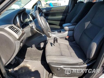 Zdjęcie 7 z 13 samochodu: 2012 JEEP GRAND CHEROKEE LAREDO VIN:1C4RJFAGXCC225905 - miniatura