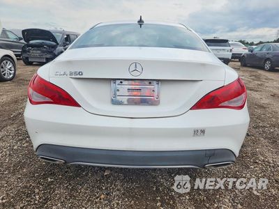 Zdjęcie 6 z 12 samochodu: 2019 MERCEDES-BENZ CLA 250 VIN:WDDSJ4EB0KN740246 - miniatura