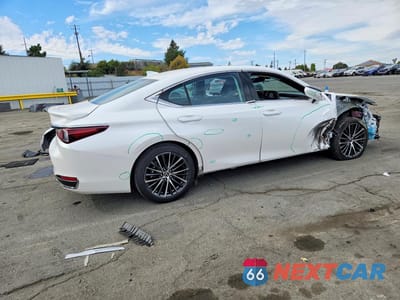 Trzecie zdjęcie samochodu z tyłu: 2024 LEXUS ES 300H BASE VIN:58ADA1C13RU040706 - miniatura