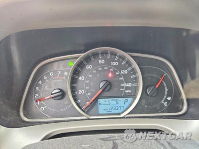 Zdjęcie 9 z 13 samochodu: 2015 TOYOTA RAV4 LE VIN:JTMBFREV7FD127233 - miniatura