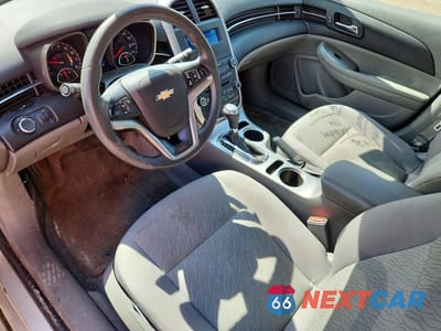 Zdjęcie 8 z 13 samochodu: 2014 CHEVROLET MALIBU LS VIN:1G11B5SL1EF115383 - miniatura