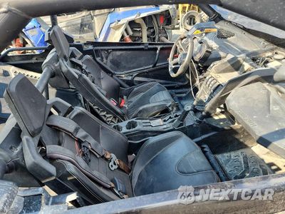 Piąte zdjęcie samochodu w środku: 2019 CAN-AM MAVERICK X3 UTILITY VEHICLE VIN:3JBVNAW49KK002304 - miniatura