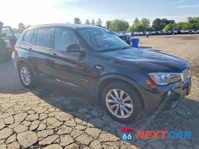 Czwarte zdjęcie samochodu z boku: 2015 BMW X3 XDRIVE28I VIN:5UXWX9C54F0D57029 - miniatura