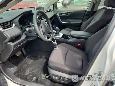 Zdjęcie 7 z 12 samochodu: 2025 TOYOTA RAV4 HYBRID XLE VIN:JTMRWRFV4SD328059 - miniatura
