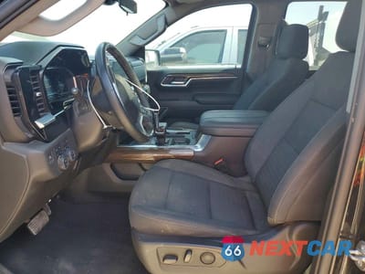 Zdjęcie 7 z 12 samochodu: 2023 CHEVROLET SILVERADO K1500 LT TRAIL BOSS VIN:3GCUDFE82PG341994 - miniatura