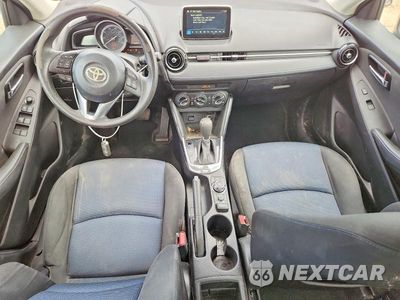 Zdjęcie 8 z 13 samochodu: 2017 TOYOTA YARIS IA BASE VIN:3MYDLBYV2HY157097 - miniatura