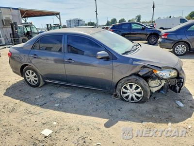 Czwarte zdjęcie samochodu z boku: 2010 TOYOTA COROLLA LE VIN:1NXBU4EE9AZ311165 - miniatura