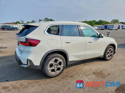 Trzecie zdjęcie samochodu z tyłu: 2023 BMW X1 XDRIVE28I VIN:WBX73EF09P5W47815 - miniatura