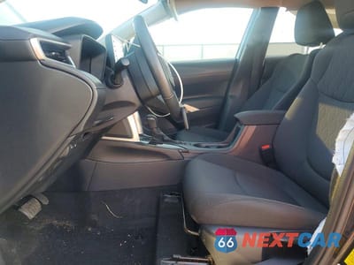Zdjęcie 7 z 13 samochodu: 2022 TOYOTA COROLLA CROSS LE VIN:7MUCAABG2NV021436 - miniatura