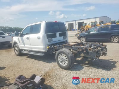 Drugie zdjęcie samochodu z przodu: 2018 FORD F250 SUPER DUTY VIN:1FT7W2B61JEC74032 - miniatura