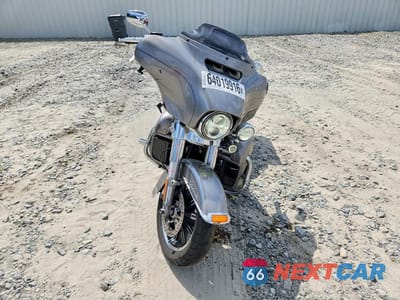 Drugie zdjęcie samochodu z przodu: 2016 HARLEY-DAVIDSON FLHTCU ULTRA CLASSIC ELECTRA GLIDE VIN:1HD1FCM12GB652607 - miniatura