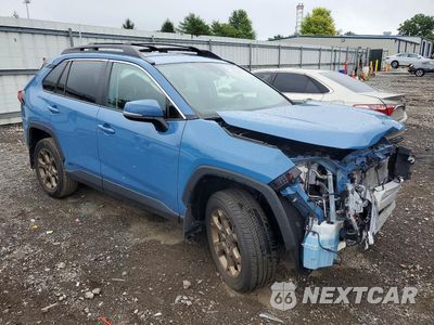 Czwarte zdjęcie samochodu z boku: 2023 TOYOTA RAV4 WOODLAND EDITION VIN:2T3UWRFVXPW178091 - miniatura