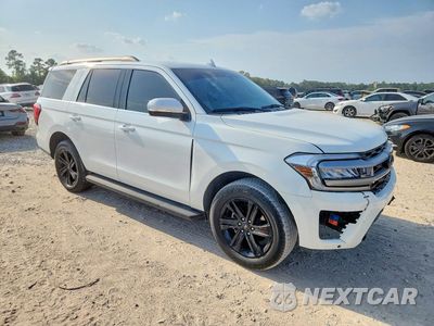 Czwarte zdjęcie samochodu z boku: 2024 FORD EXPEDITION XLT VIN:1FMJU1H8XREA98670 - miniatura