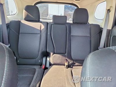 Zdjęcie 10 z 14 samochodu: 2020 MITSUBISHI OUTLANDER ES VIN:JA4AD2A34LZ039813 - miniatura