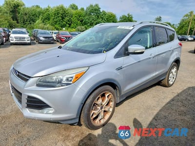 2016 FORD ESCAPE TITANIUM 1FMCU9J98GUB90633 - główne zdjęcie licytacji z USA - miniatura