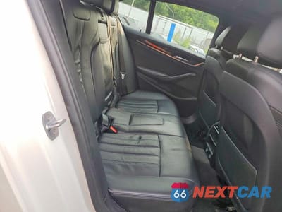Zdjęcie 10 z 12 samochodu: 2019 BMW 530 I VIN:WBAJA5C56KWA57762 - miniatura
