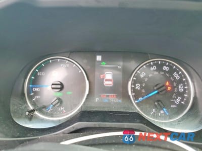 Zdjęcie 9 z 13 samochodu: 2021 TOYOTA RAV4 XLE VIN:JTMRWRFV5MD120808 - miniatura