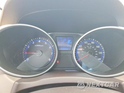 Zdjęcie 9 z 13 samochodu: 2015 HYUNDAI TUCSON SE VIN:KM8JUCAG9FU053850 - miniatura