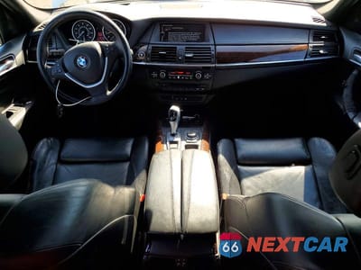 Zdjęcie 8 z 13 samochodu: 2011 BMW X5 XDRIVE50I VIN:5UXZV8C51BL418209 - miniatura