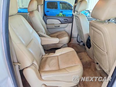 Zdjęcie 11 z 13 samochodu: 2011 CHEVROLET SUBURBAN K1500 LTZ VIN:1GNSKKE37BR262346 - miniatura
