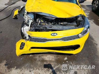 Zdjęcie 11 z 12 samochodu: 2018 KIA RIO 5-DOOR LX VIN:3KPA25AB3JE120654 - miniatura