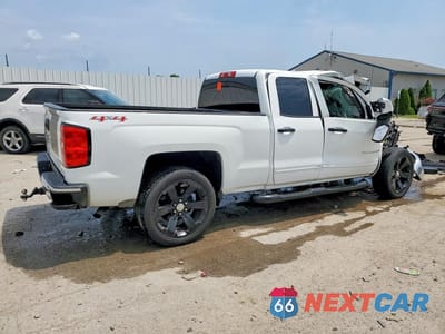 Trzecie zdjęcie samochodu z tyłu: 2015 CHEVROLET SILVERADO K1500 LT VIN:1GCVKREC8FZ436574 - miniatura