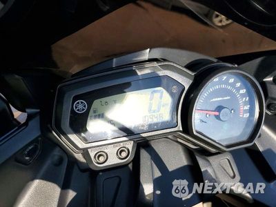 Zdjęcie 7 z 9 samochodu: 2010 YAMAHA FZ6 R VIN:JYARJ18E0AA005989 - miniatura